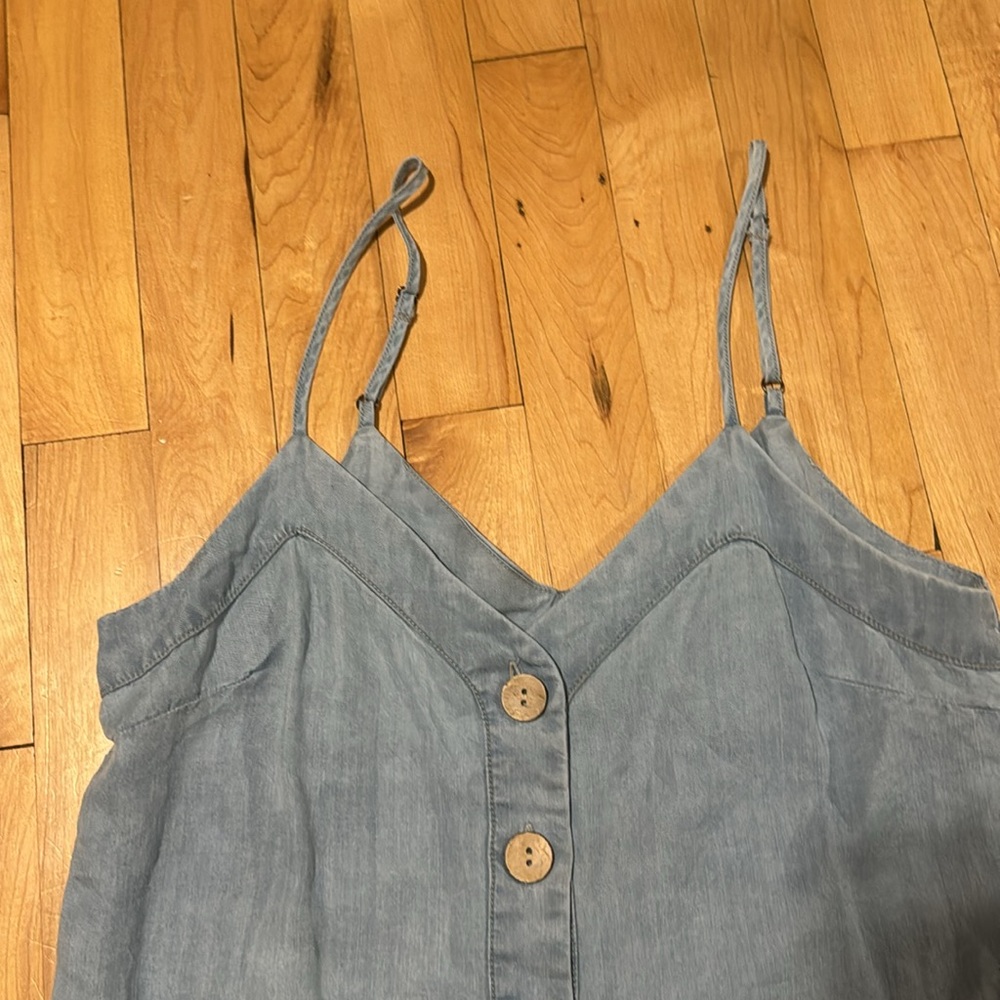 Cute tank top - Picture 3 of 6